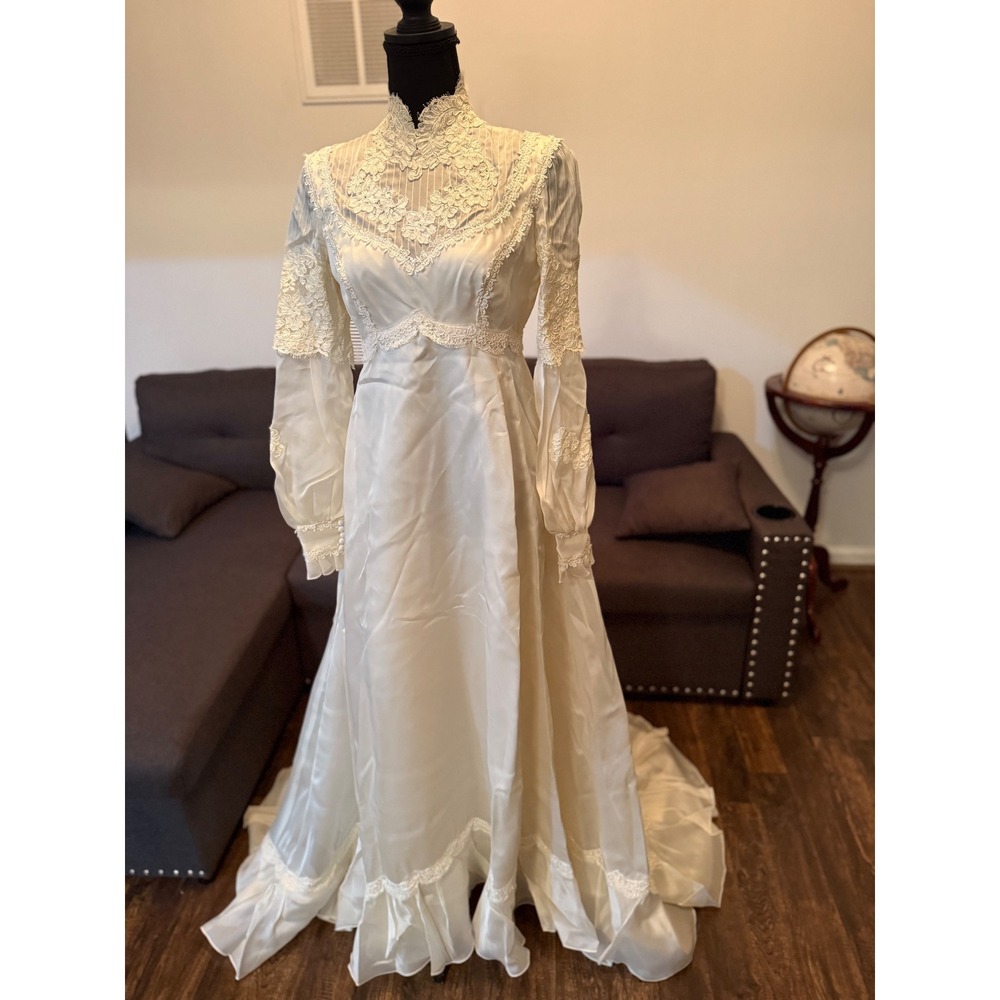 Vintage 60/70s Victorian‎ Edwardian Wedding Gown bride High Neck Bishop Sleeve S